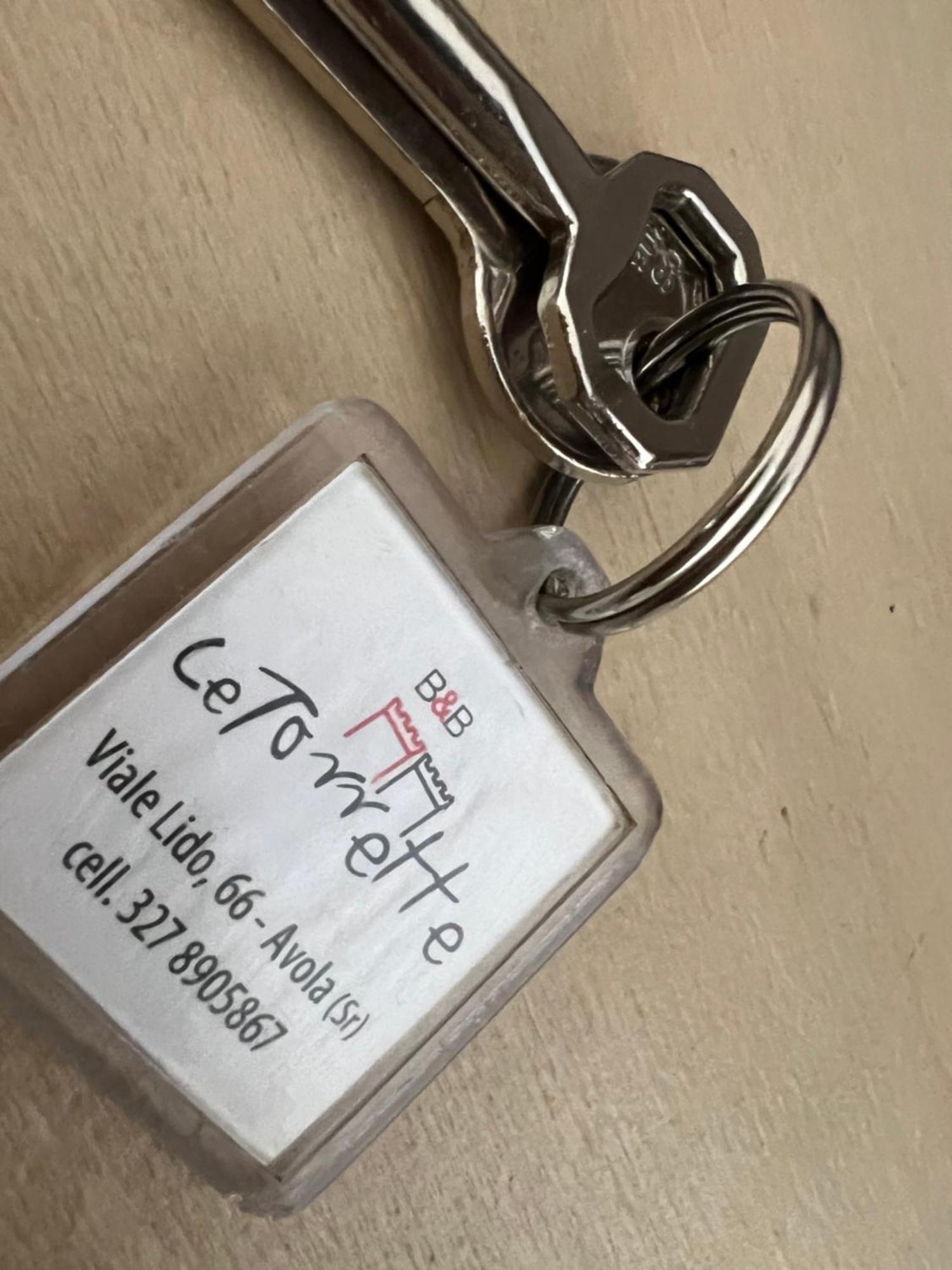 Le Torrette Rooms And Apartments Авола Екстериор снимка