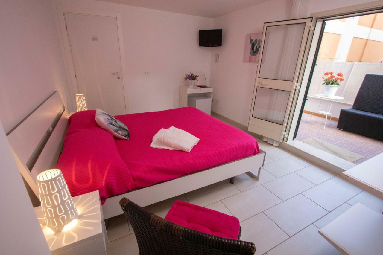 Le Torrette Rooms And Apartments Авола Екстериор снимка